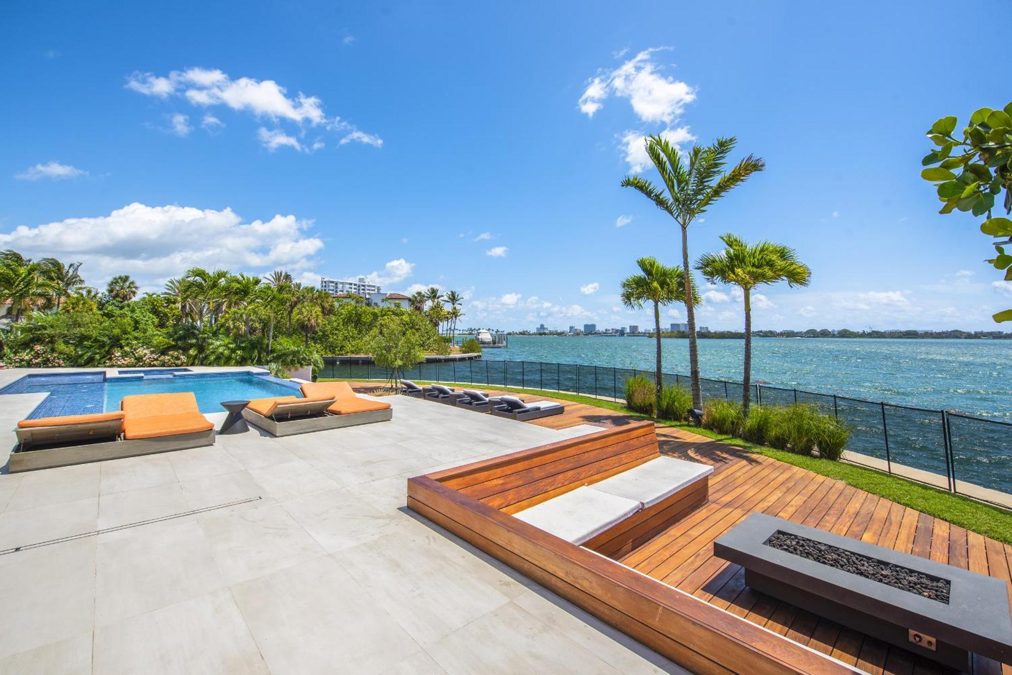 Indulge In Luxury Your Tranquil Resort Mansion Awaits In Vibrant Miami North Miami Kültér fotó